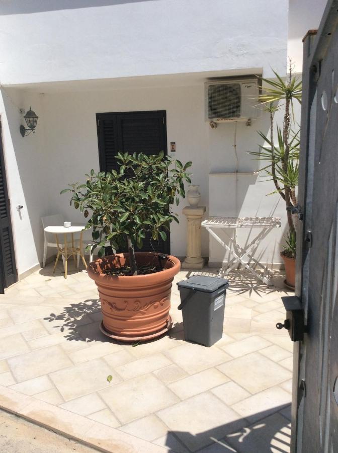 B&B Delle Rose Maruggio Εξωτερικό φωτογραφία
